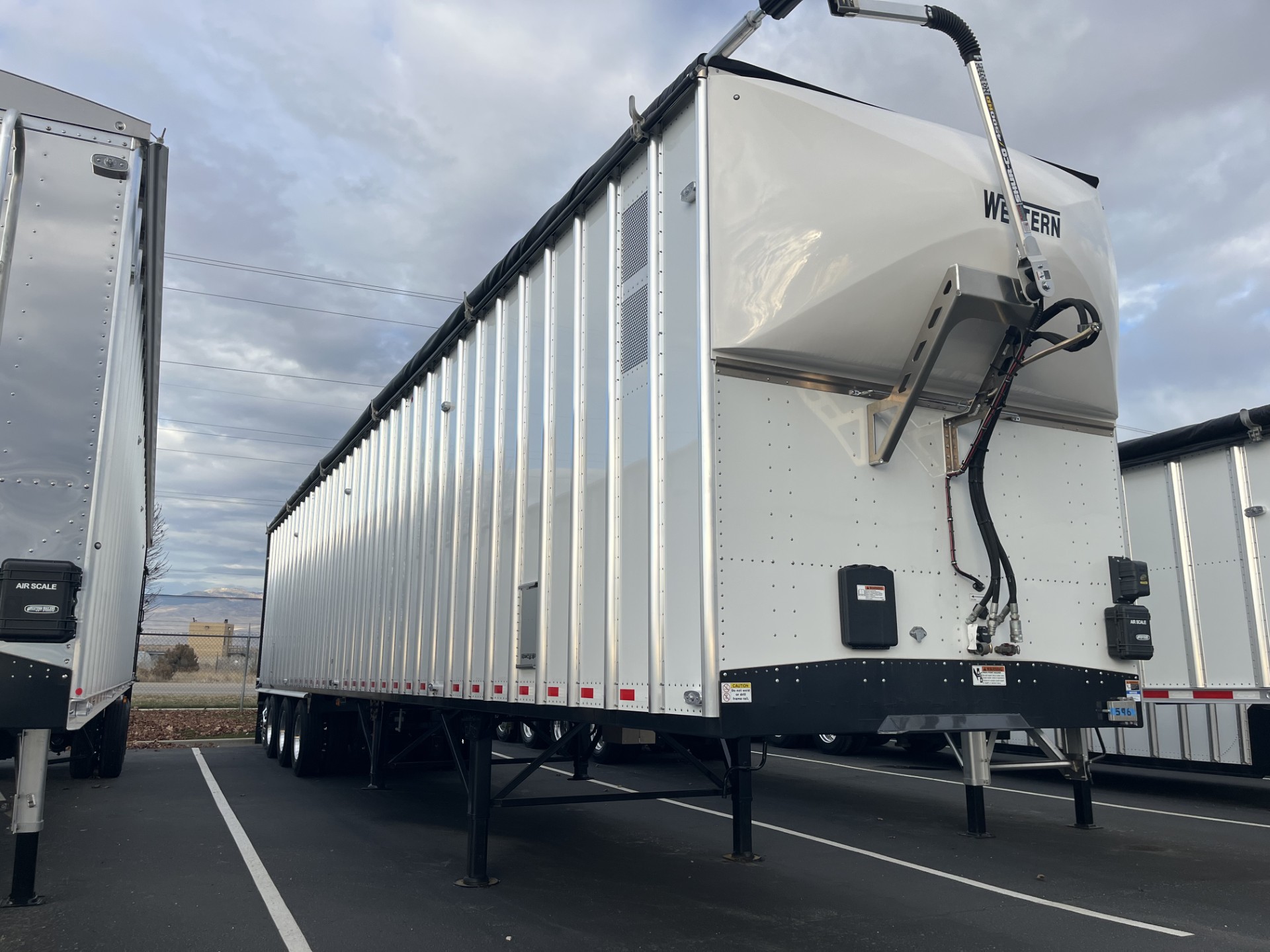 Home | Western Trailers