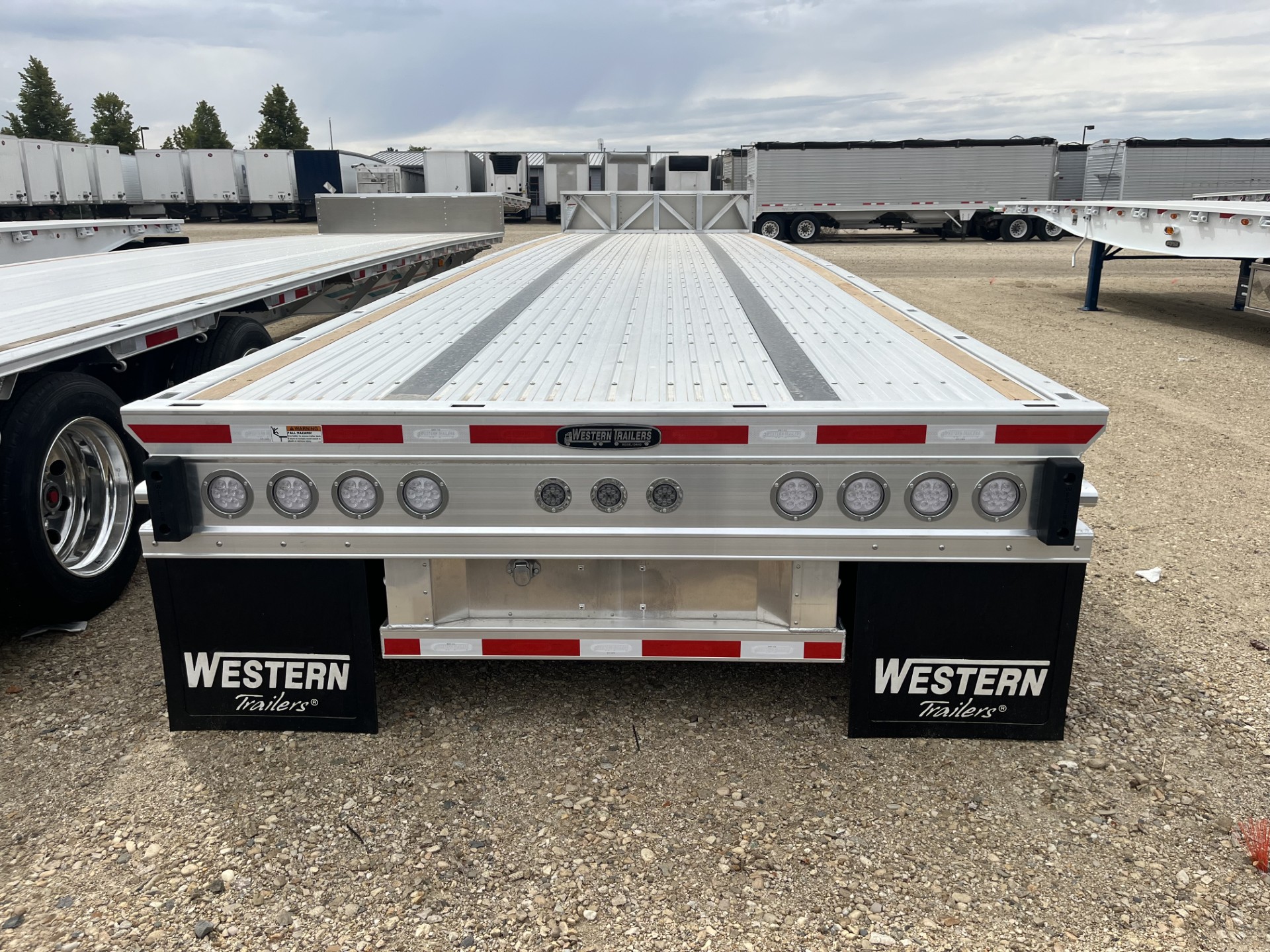 New | Western Trailers