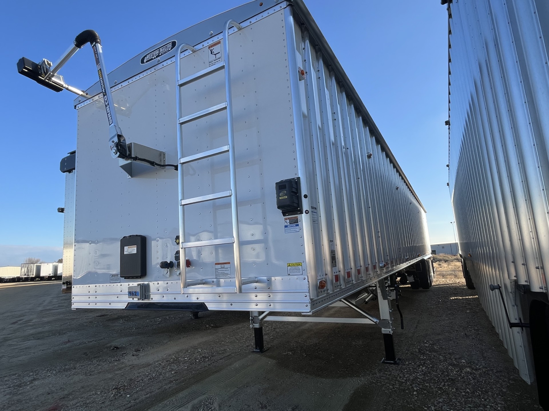 Home | Western Trailers