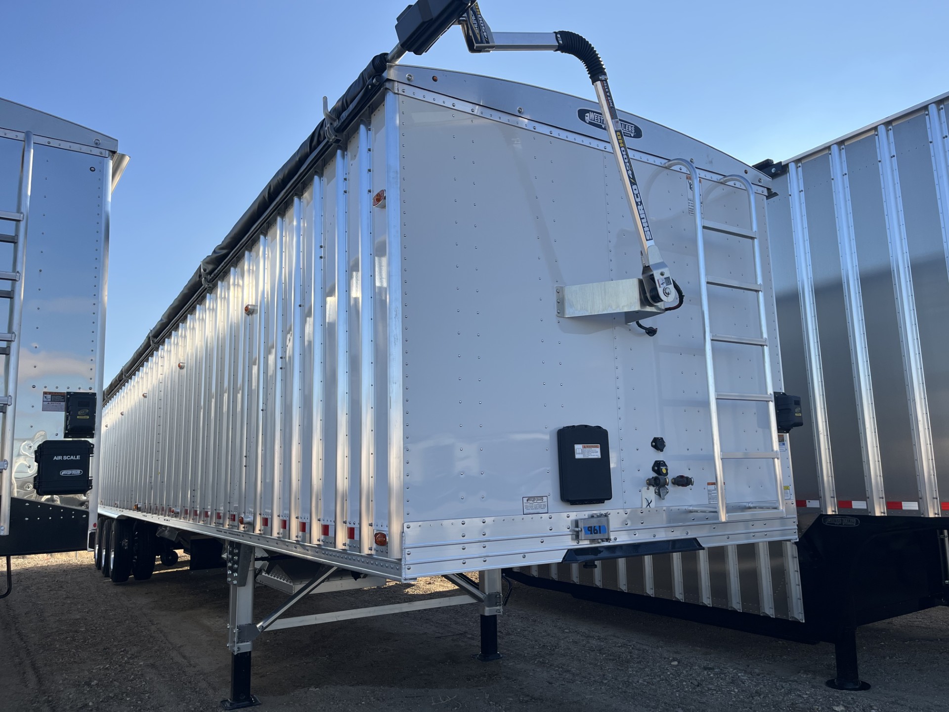 In Stock | Western Trailers